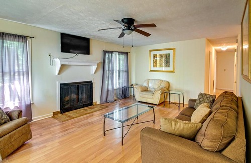 Westover House | Fayetteville Vacation Rental with Yard!