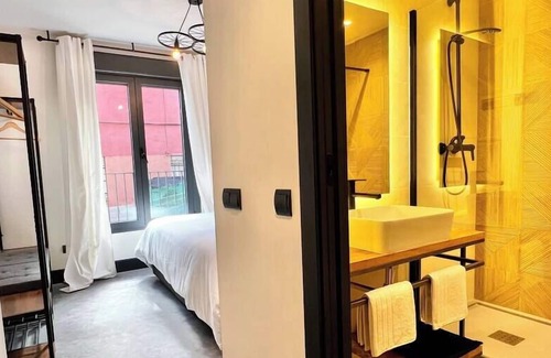 Almendrales Apartment | FD/ Premium Apartment, TV, Parking