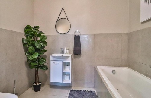 Tshwane House | Featherwood Farm & Nyala Lodge