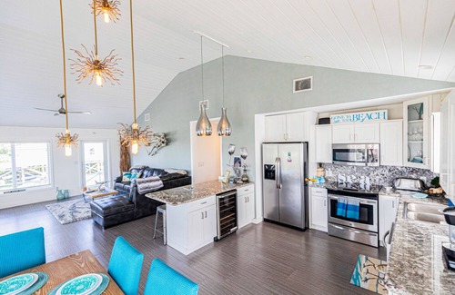Port Royal House | Featured on HGTV, Bahamas Life Season 3 Episode 3 Generational Dreams