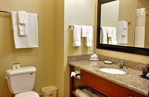 East Las Vegas Apartment | Featuring an indoor swimming pool and hot tub .