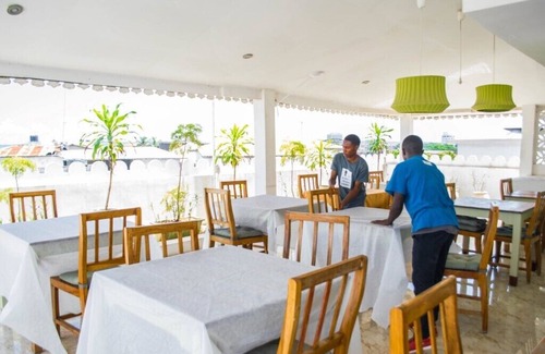 Stone Town House | Featuring free WiFi, Rooftop Cafe ,close to ferry terminal & City attractions 4