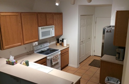 Superstition Lakes Condo | Feb 1-15, 2026 AVAILABLE. MAIN FLOOR 2 BED/2 BATH, PATIO, NEAR POOL/SPA; GOLF