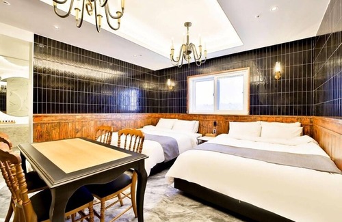 Gosan-dong Hotel | FEBRUARY HOTEL LIONS PARK DAEGU