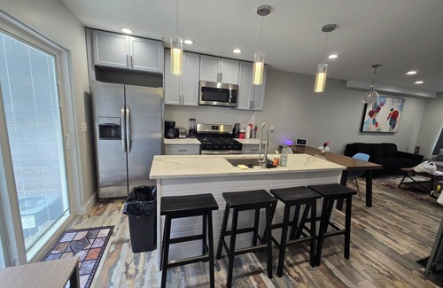 South Philadelphia House | Federal Hideaway Spacious 4-bedroom house in charming Philadelphia with WiFi, AC