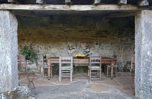 Eiras Villa | Fee4Me O' Pepito 1743 Abbot's House