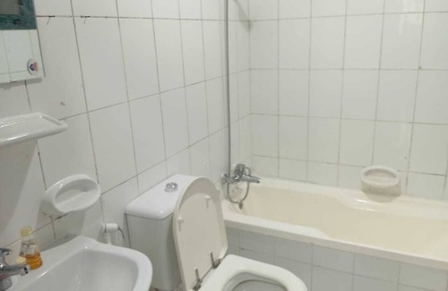 Al Qasimia Apartment | Feel at home in sharjah- book your private room space