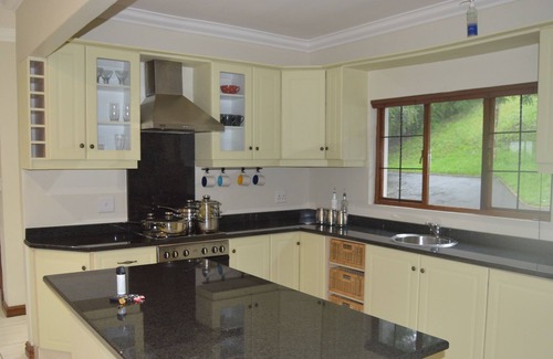 Hillcrest House | Feel@Home Self-Catering 8 Sleeper Accommodation in Hillcrest Durban