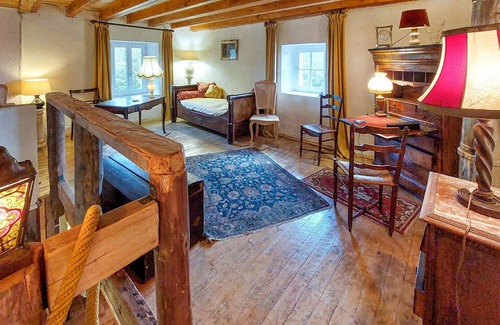 Saint-Regis-du-Coin House | Feel the tranquility in this Loire house at the entrance to the Regional Natural Park Pilat.