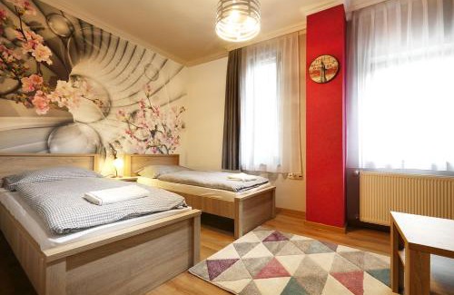 Gyoparosfuerdo Bed & Breakfast | Fehér Hattyú Panzió