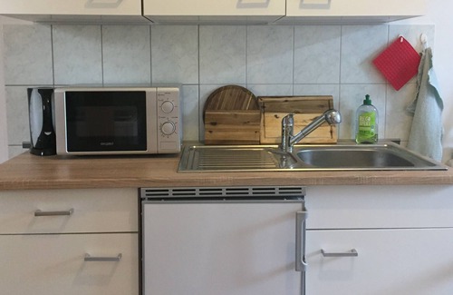 Wardow Apartment | Feine Fewo mit Waschmaschine, Grillplatz und PP Frei