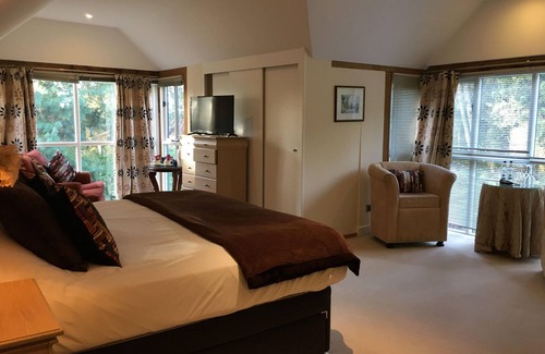 Aldborough Hotel | Felbrigg Lodge Bed and Breakfast