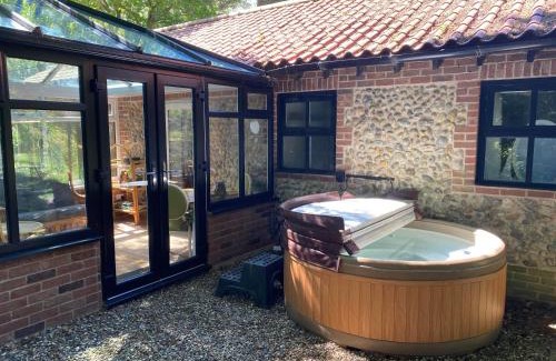 Aldborough Hotel | Felbrigg Lodge Bed And Breakfast