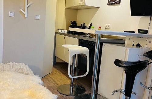 Fesenfeld Apartment | Feldhouse