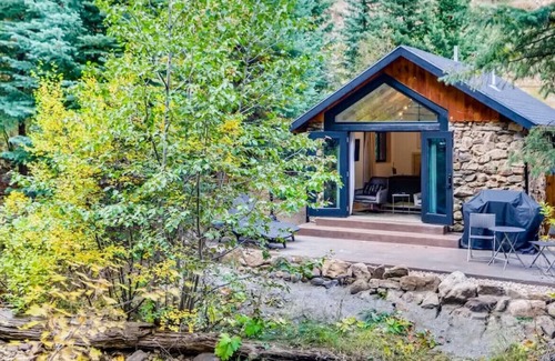 Idaho Springs Cabin | FELDSPAR Minimalist Modern WATERFRONT Cabin