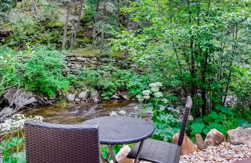 Idaho Springs Cabin | FELDSPAR Minimalist Modern WATERFRONT Cabin