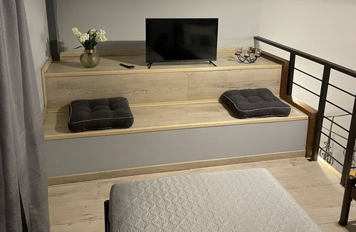 Artemida Apartment | Felicia's house