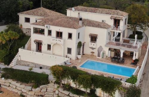 Alfeicao Bed & Breakfast | Felicidade