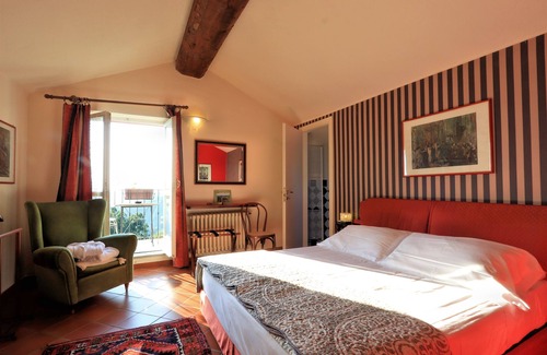 Monforte d'Alba Hotel | Felicin - Villa Stella