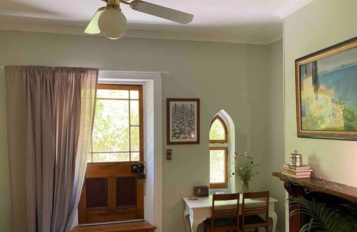 Upper Wakefield Cottage | Felicity’s (new cottage listing)