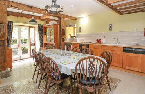 Bontnewydd Cottage | FELIN IAGO, family friendly, character holiday cottage in Llanrhystud