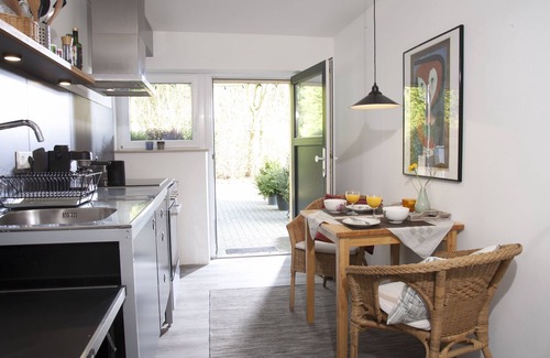 Senden Apartment | Felix' apartment by the canal
