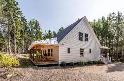 Surry House | Fellows Maine Home, A Coastal Retreat Near Acadia