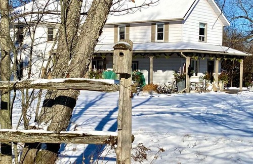 Cramahe House | Fells Meadows Farmhouse on Country Property