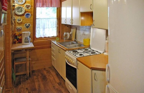 Gietrzwald House | Fenced cottage in the middle of nature, right by the lake, Rentyny