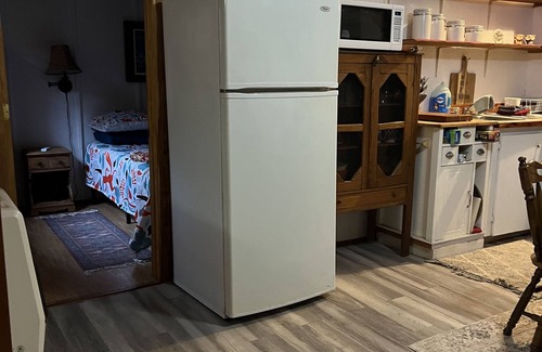 Board Camp Cabin | Fenced for your fur babies!