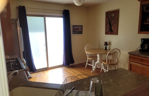 Arcata House | Fenced Yard, Pet Friendly, Cozy Cottage , Great Kitchen, Short Walk to Cal Poly