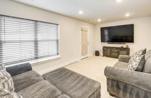 Waldorf House | Fenced Yard Spacious Southern Maryland Townhome!