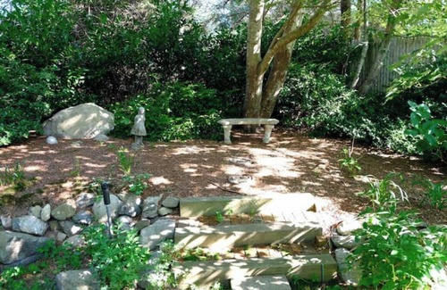 Yarmouth Port House | FencedYard/FirePit/LargeHouse/PetFriendly