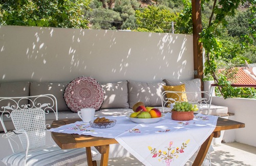 Perivolia Apartment | Feneri- cozy Apartment 20' from Elafonisi