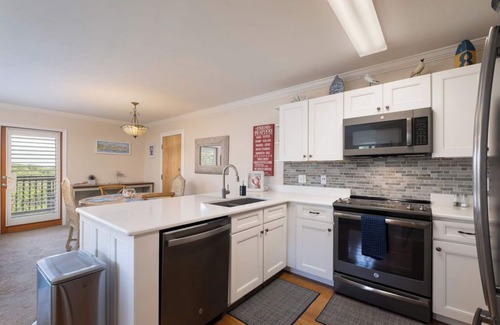 Cedar Key Condo | Fenimore Mill 10C, Incredible Views, Pool/Hot Tub!
