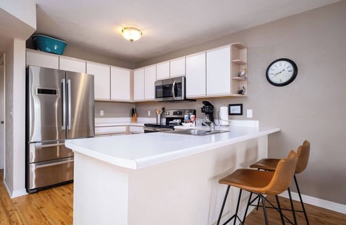 Cedar Key Condo | Fenimore Mill 7A - Beautiful View, Pool, Hot Tub!