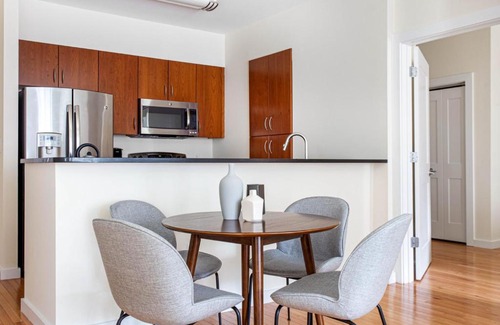 Fenway–Kenmore Apartment | Fenway 2BR w Gym steps from Fenway Park BOS-371