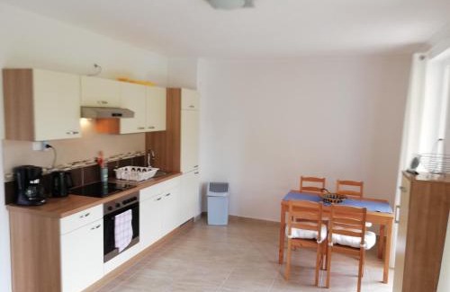 Balatonfenyves House | Fenyves Ferienhaus 1 *
