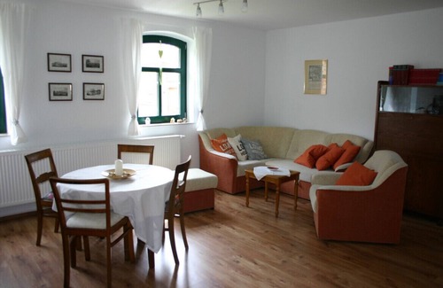 Pettstadt Apartment | Fereinwohnungen and pilgrims in Weißenfelser district Pettstädt