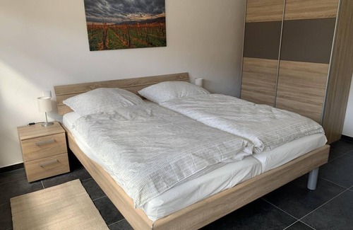 Gimmeldingen Bed & Breakfast | Ferienwohnung Weingut Erich Ferckel - Weingut und Gästehaus Ferckel