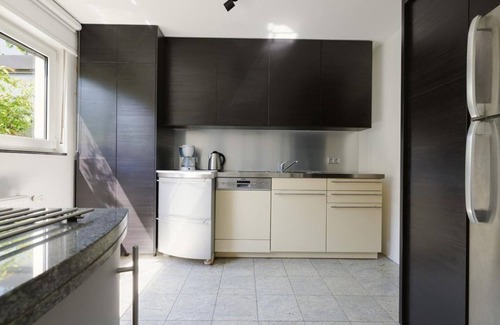 Neustadt an der Weinstrasse Apartment | Ferienwohnung Hambacher Höhe - Appartement/fewo, Dusche, WC, Erdgeschoß/parterre
