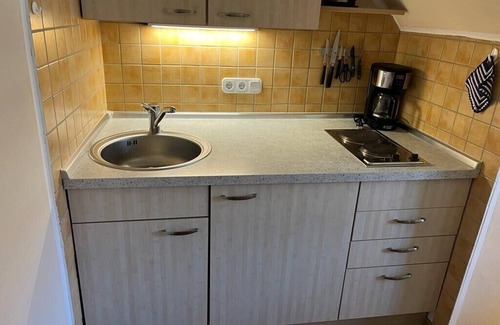 Elkeringhausen Apartment | Ferienwohnung "waldblick"
