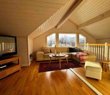 Skaidi House | Feriehus med ti senger på Skaidi