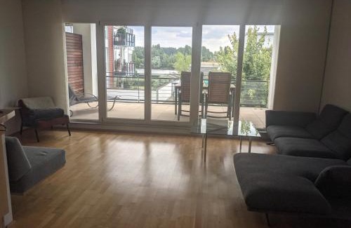 Schierstein Apartment | Ferien am Wasser