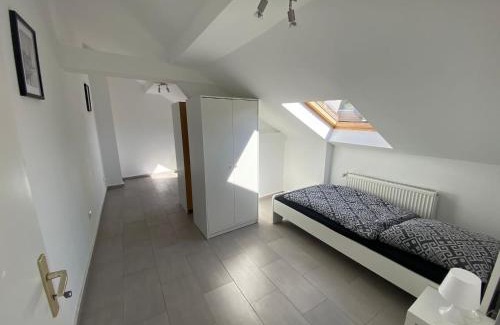 Uebach-Palenberg Apartment | Ferien-& Monteurwohnung