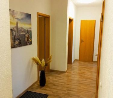 Sudliches Anhalt Apartment | Ferien- und Monteurswohnung Reinsdorf - Raum Halle Saale