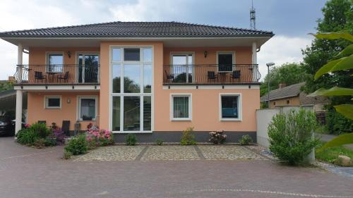 Bad Liebenwerda House | Ferienapartments Pension Elsternest