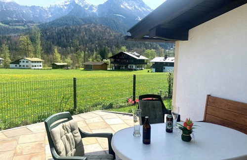 Unterschonau Apartment | Ferienbungalow 2-4 Personen, 75 qm, mit 2 Separaten Schlafzimmern und Terrasse