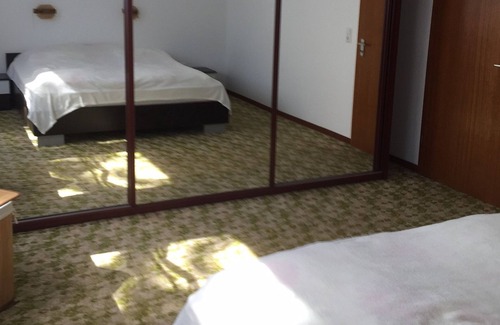 Nordstetten House | Ferienbungalow Rauschbartblick, 130qm mit 3 Schlafzimmer für max. 6 Personen