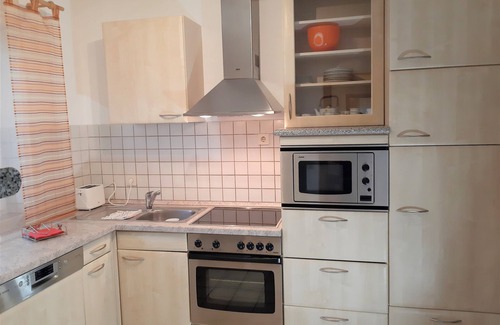 Niederalteich Apartment | Feriendomizil im Erdgeschoss mit Kachelofen